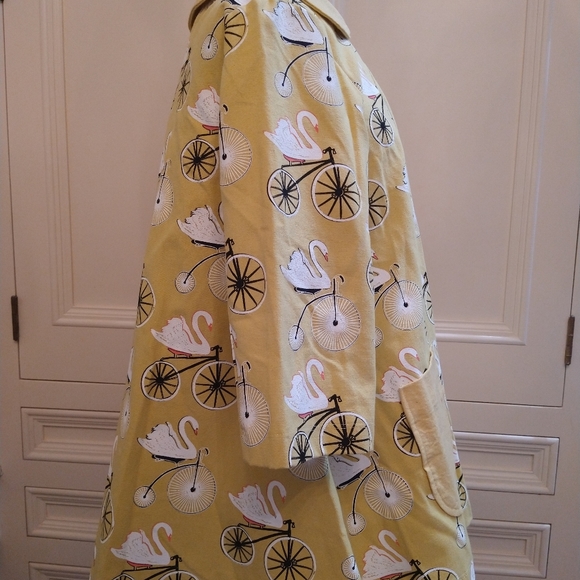 Love Dove by Grace Swing Jacket Yellow Swans on Bikes Size M 100% cotton NWT - Picture 3 of 11